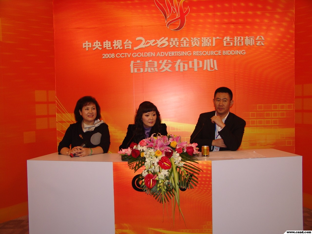 中標企業代表接受記者采訪1