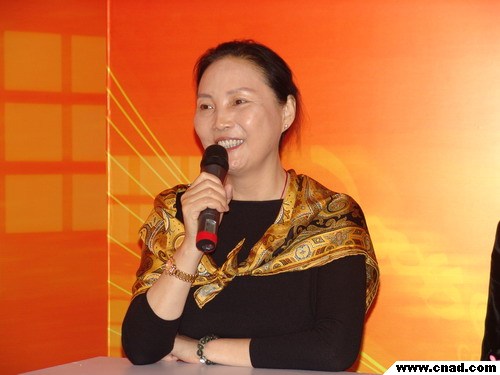 中標企業代表接受記者采訪5