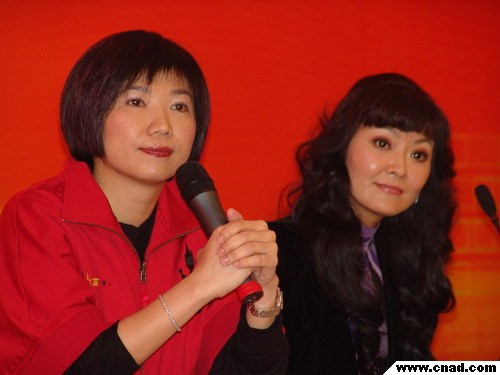 中標企業代表接受記者采訪6