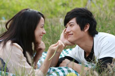 街頭驚現(xiàn)現(xiàn)代版“楊過和小龍女”