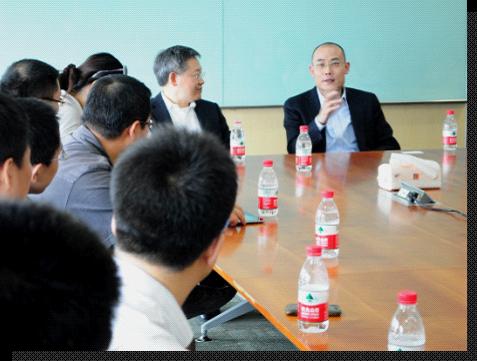 北大校友參觀互動通 共同分享創(chuàng)業(yè)心得