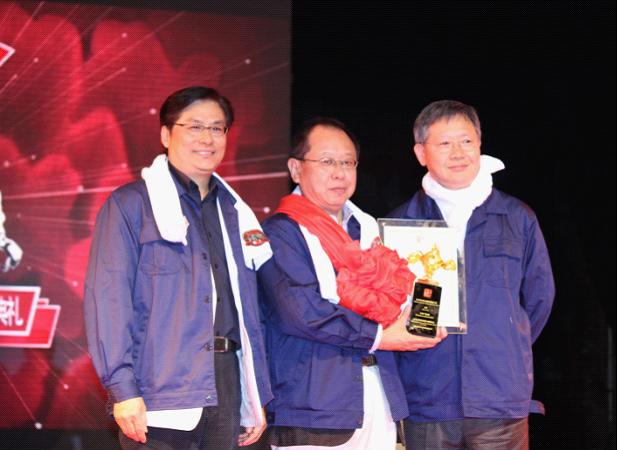 互動通鄧廣梼任中國元素頒獎嘉賓