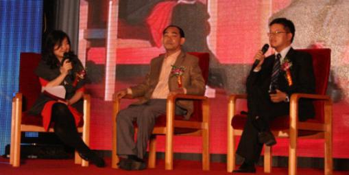 掌握傳媒簡昉主持2011“高德杯”論壇，暢談SOLOMO