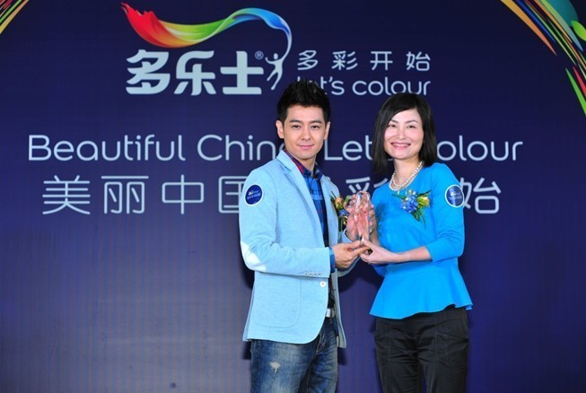 用社會熱點開啟多彩營銷