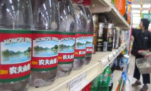 農夫山泉舉報京華時報“76篇虛假報道” 已派員赴京