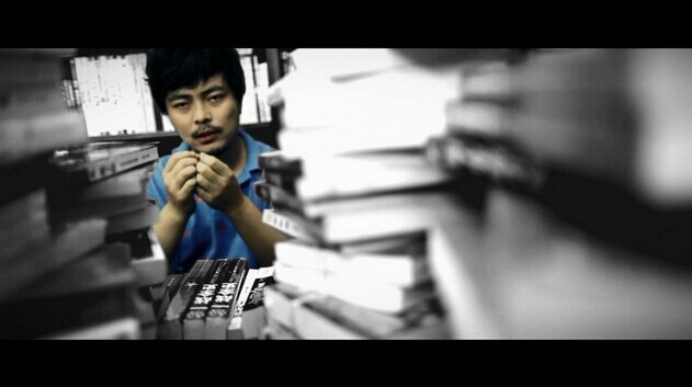 中國廣告網(wǎng)-金像獎(jiǎng)-微電影-優(yōu)秀獎(jiǎng)-《吃紙的人》