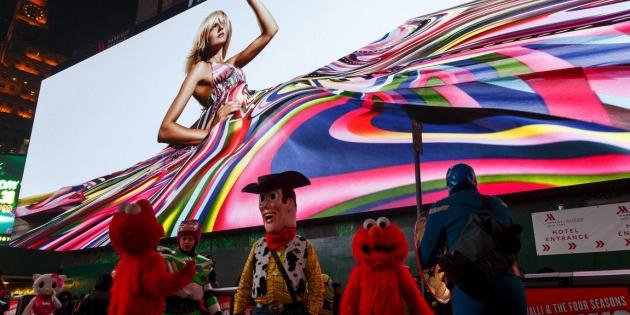 紐約時(shí)報(bào)廣場(chǎng)將添最大屏幕,四周需要250萬(wàn)美金