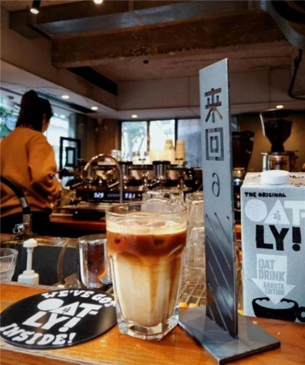 1739951158655933.jpg 9一個品牌的2種增長路徑.jpg