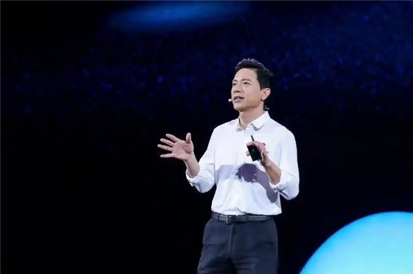 1741847219850225.png 2DeepSeek躍居全球AI應用排行榜亞軍.png