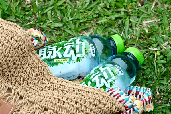 1747021185494823.jpg 17必勝客聯名老干媽太炸裂.jpg