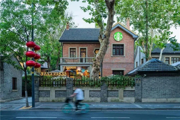 1755828431263320.jpg 9空間困住的星巴克,自習室能救?.jpg