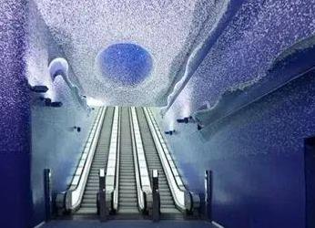 地鐵廣告別老盯著國內,外國朋友都怎么玩?