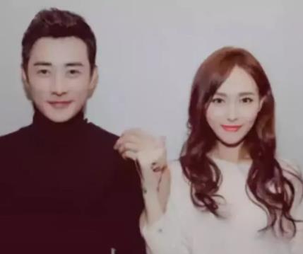 唐嫣和羅晉28日在維也納舉辦婚禮，誰最開心？