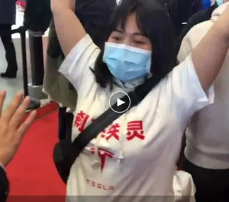 2021上海國際車展大型翻車，特斯拉消費者維權事故最新回應